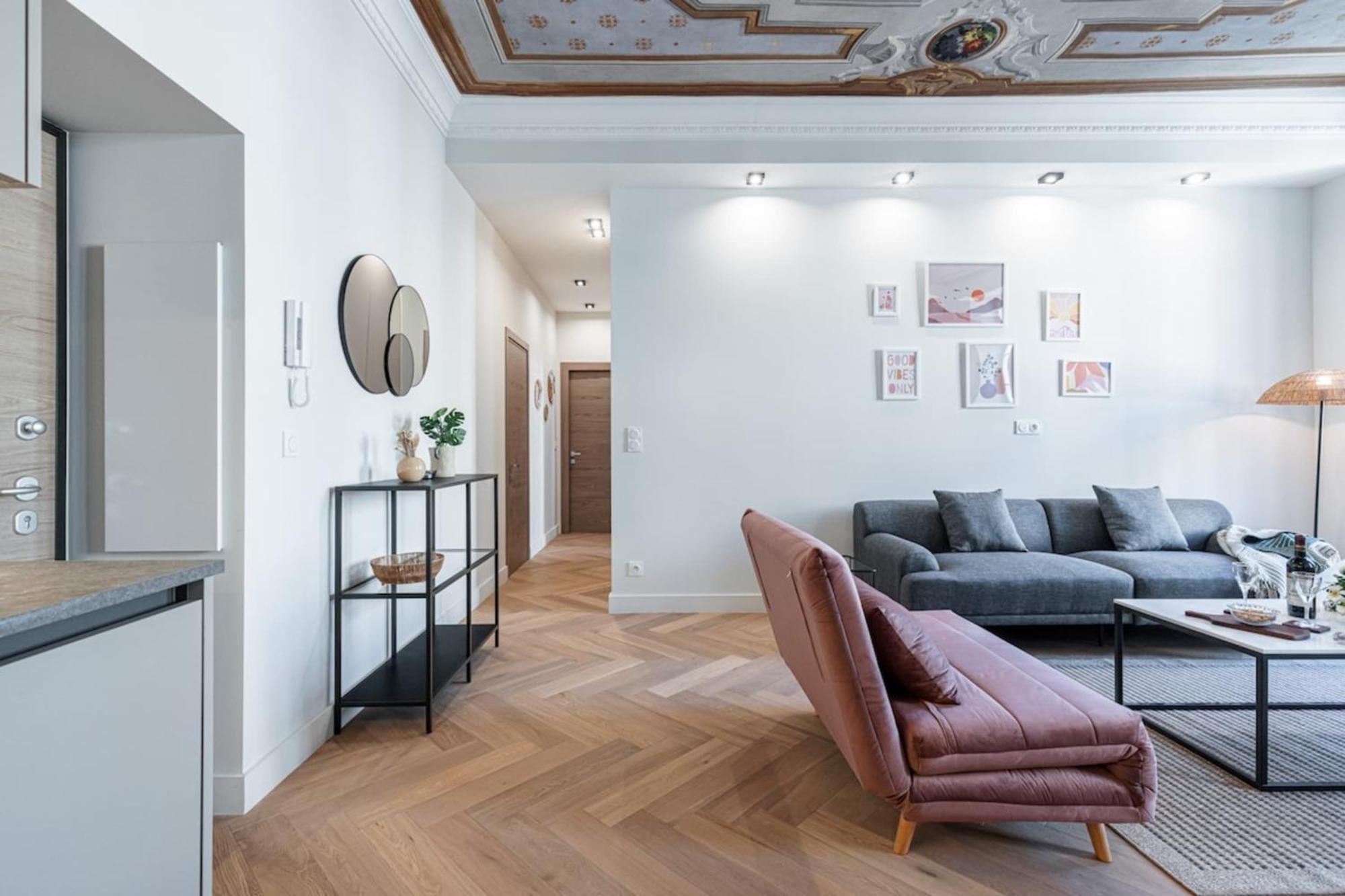 Philibert - Traditional Apart With Historical Fresco Nice Eksteriør billede