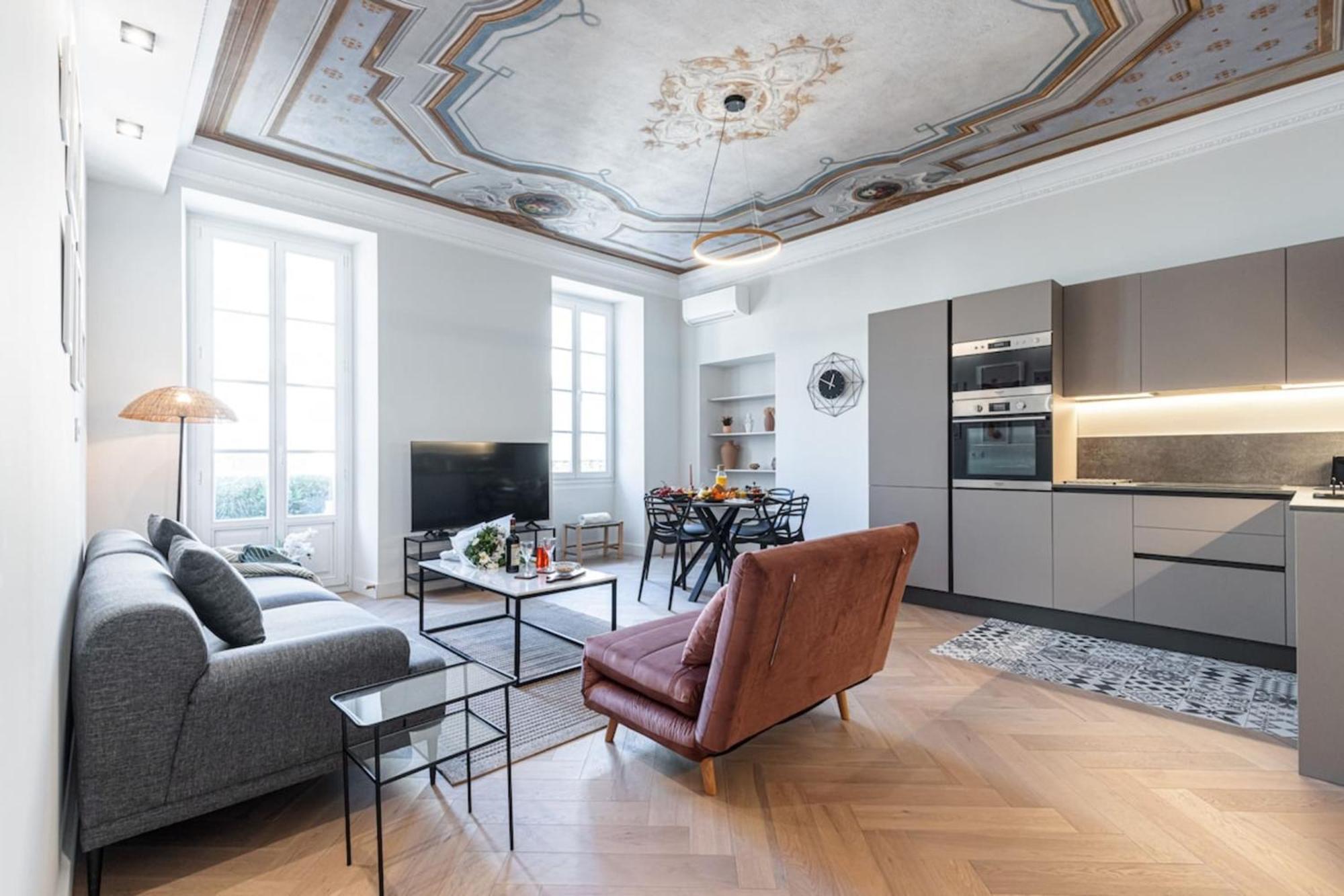 Philibert - Traditional Apart With Historical Fresco Nice Eksteriør billede